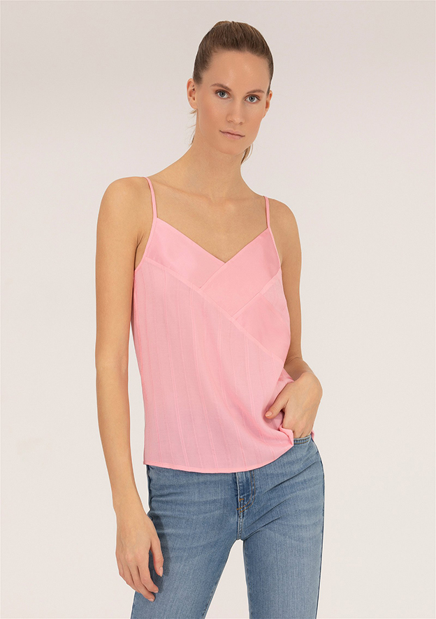 Pembe Koyu