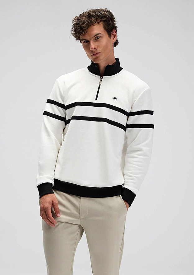 OFF WHITE