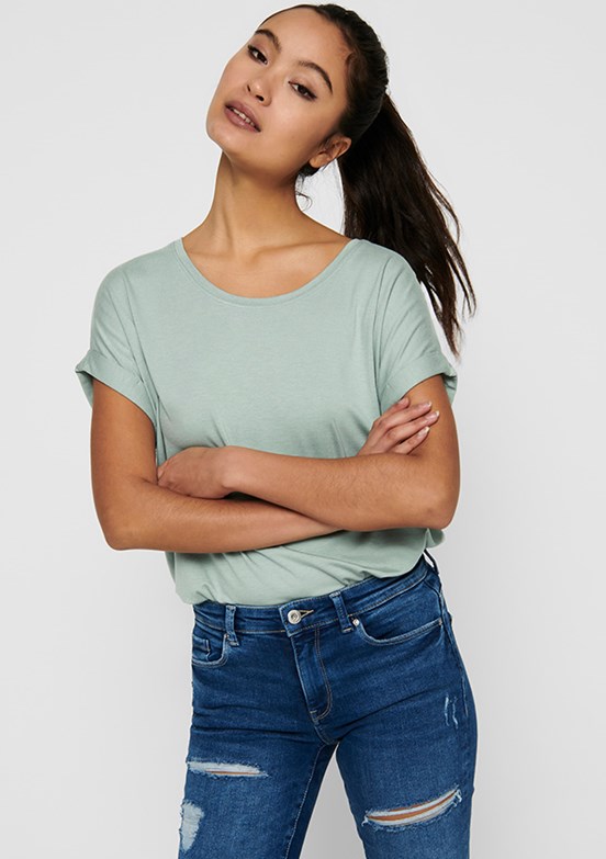 ONLY - 15106662 Kadın Çok Renkli Bisiklet Yaka T-Shirt