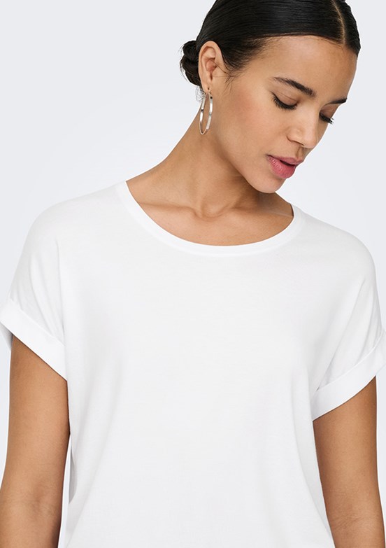 ONLY - 15106662 Kadın Beyaz Bisiklet Yaka T-Shirt