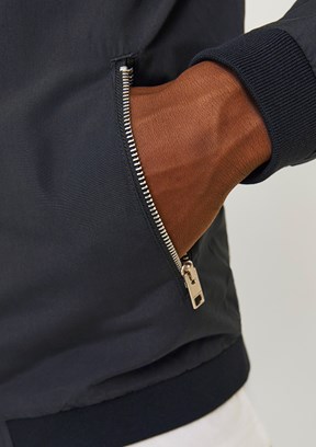 JACK&JONES JJERUSH BOMBER NOOS - 12165203 Erkek Siyah Bomber Mont