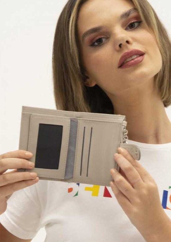 BENETTON Bej Kadın Cüzdan