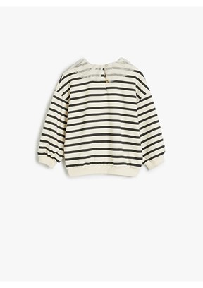 KOTON Beyaz Kız Bebek Bisiklet Yaka Sweatshirt