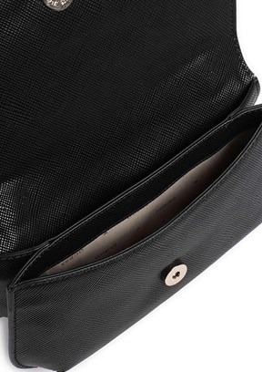 GUESS ILIA CONVERTIBLE XBO - HWVG8569210 Kadın Siyah Omuz Çantası