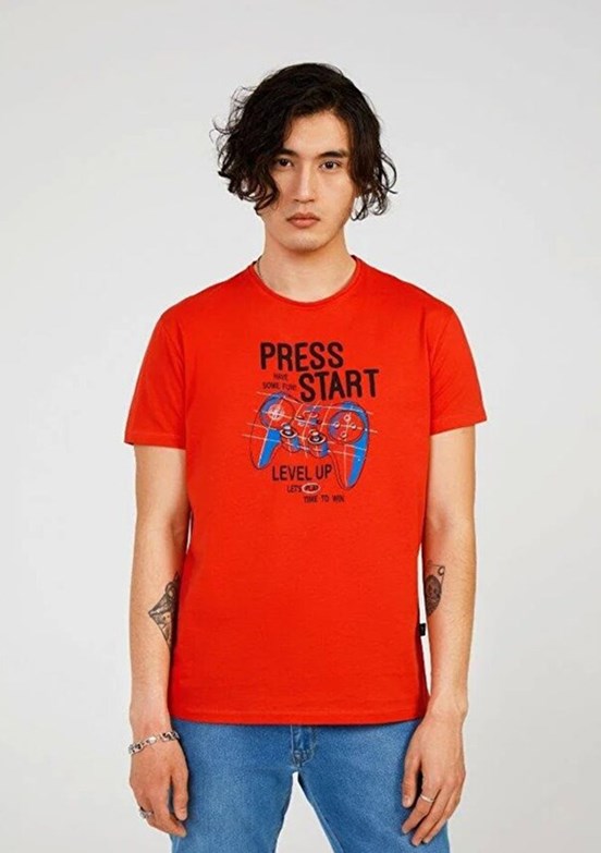 THE CROW Game - TC7123 Erkek Kırmızı Baskılı T-Shirt