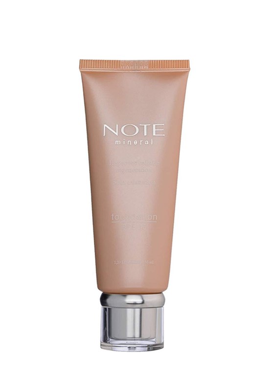 NOTE Mineral 401 Saten Bitişli SPF 15 Kapatıcı Fondöten