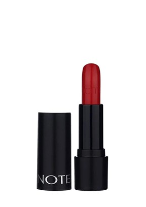 NOTE Deep Impact Lipstick 13 Impressive Red Kremsi Dokulu Yarı Parlak Ruj - Kırmızı