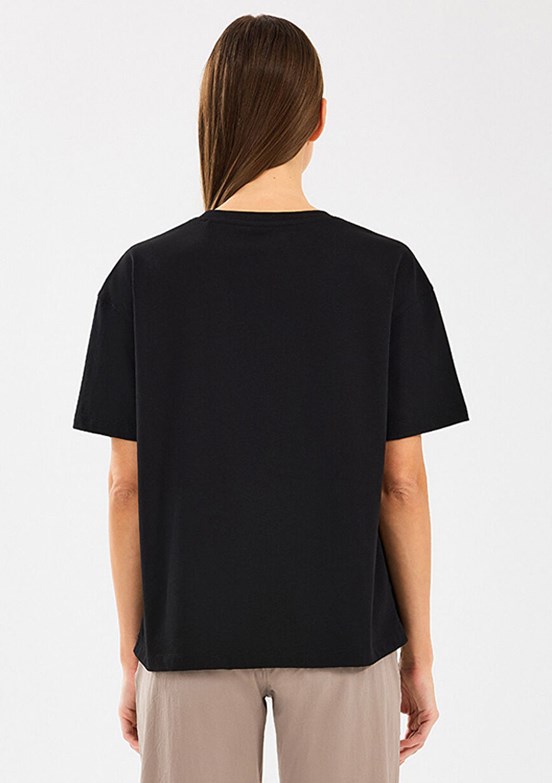 SKECHERS Graphic Tee'S - S2510311-001 Kadın Siyah Baskılı T-Shirt