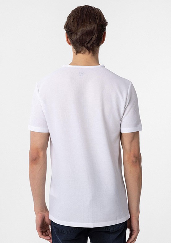 SÜVARİ Beyaz Erkek O Yaka T-Shirt