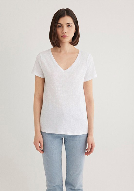 MAVİ V Yaka Flamlı Beyaz Kadın Basic T-shirt