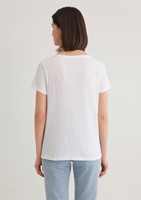 MAVİ V Yaka Flamlı Beyaz Kadın Basic T-shirt