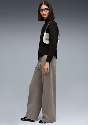 PUMA Siyah Kadın Her Relaxed Baskılı Sweatshirt