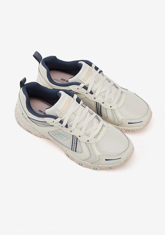 SKECHERS Hillcrest - 149820TK OFNV Kadın Beyaz Sneaker Ayakkabı