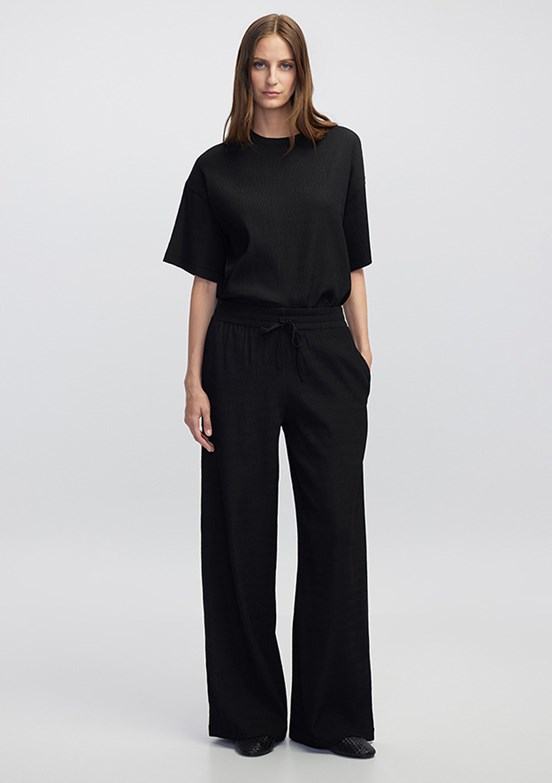 İPEKYOL Siyah Kadın Dokulu Bluz