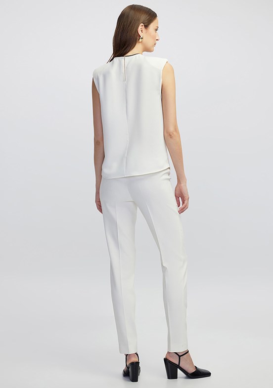 İPEKYOL Beyaz Kadın Basic Bluz