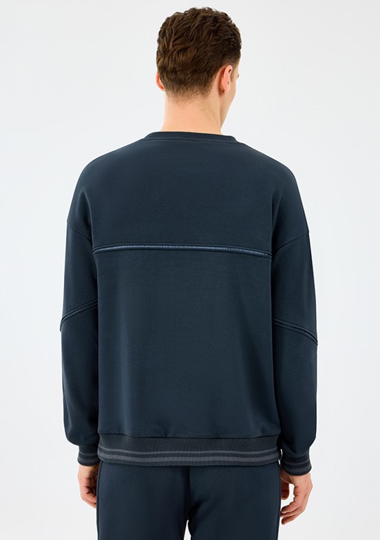 SKECHERS M Crewneck Sweatshirt - S2520229-3817 Erkek Siyah Bisiklet Yaka Sweatshirt