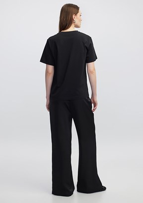 İPEKYOL Siyah Kadın Monogram Nakışlı T-shirt