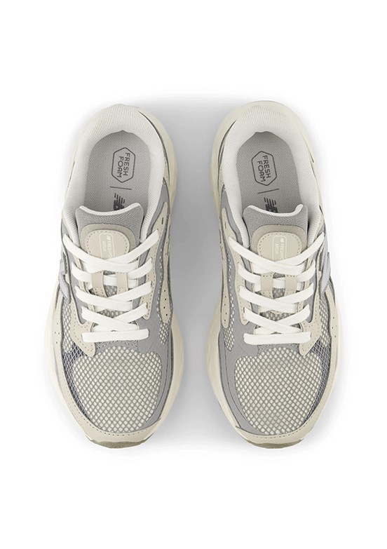 NEW BALANCE Bej Kadın Fresh Foam Arishi V4 Tiralux Koşu Ayakkabısı