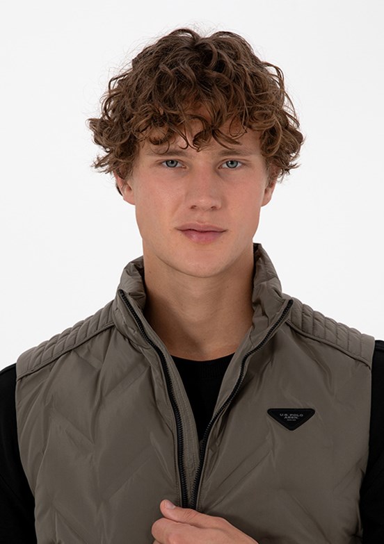 US POLO ASSN Bej Erkek Basic Yelek