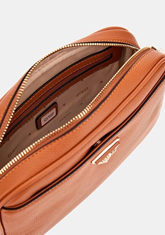 GUESS Kahverengi Kadın Çapraz Çanta