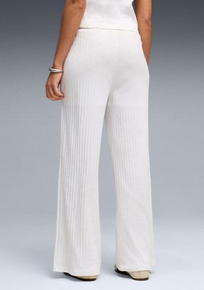 PUMA Her Comfort High-Waist Wi - 69328402 Kadın Beyaz Eşofman Altı