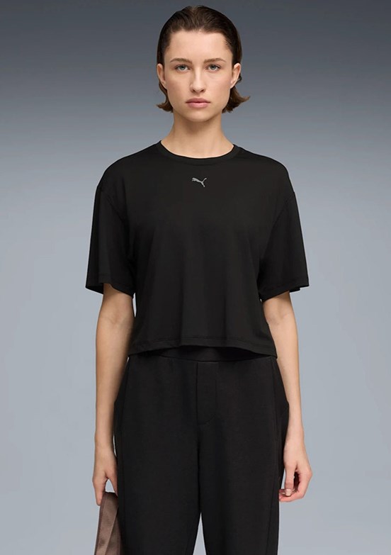 PUMA Cloudspun Relaxed Tee - 52745701 Kadın Siyah Baskılı T-Shirt