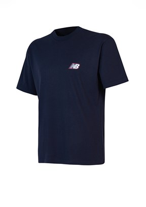 NEW BALANCE Lifestyle - MNT1647-AVI Erkek Lacivert Baskılı T-Shirt