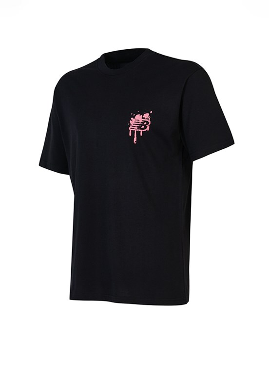 NEW BALANCE Lifestyle - MNT1649-BK Erkek Siyah Baskılı T-Shirt