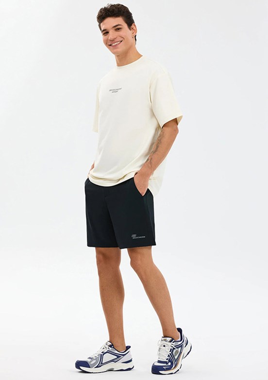 SKECHERS - S211710-3817 Erkek Siyah Baskılı Şort