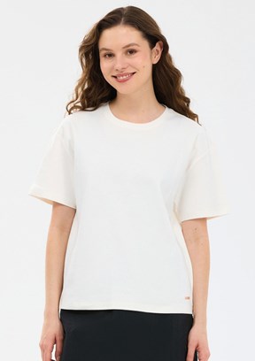 SKECHERS - S2610046-3855 Kadın Beyaz Baskılı T-Shirt