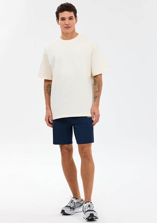 SKECHERS - S2610110-3855 Erkek Beyaz Oversize T-Shirt