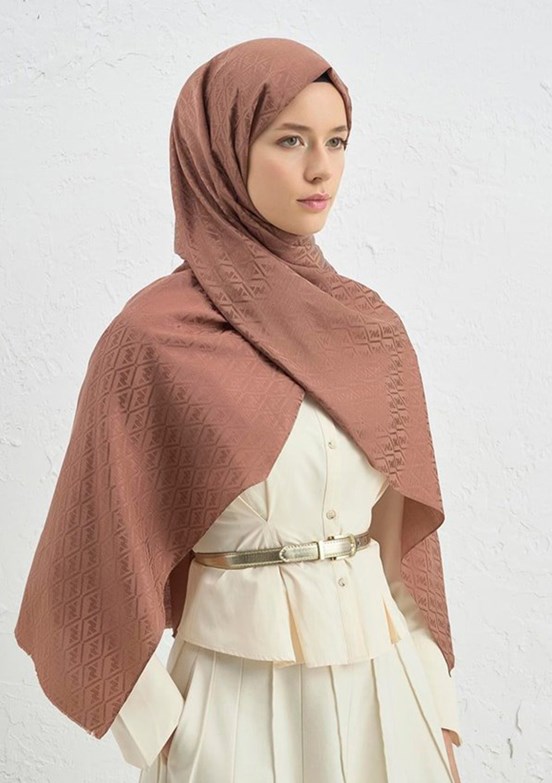 ARMİNE J.İpek Monogram Kadın Şal