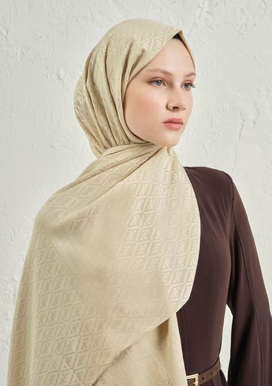 ARMİNE J.İpek Monogram Kadın Şal